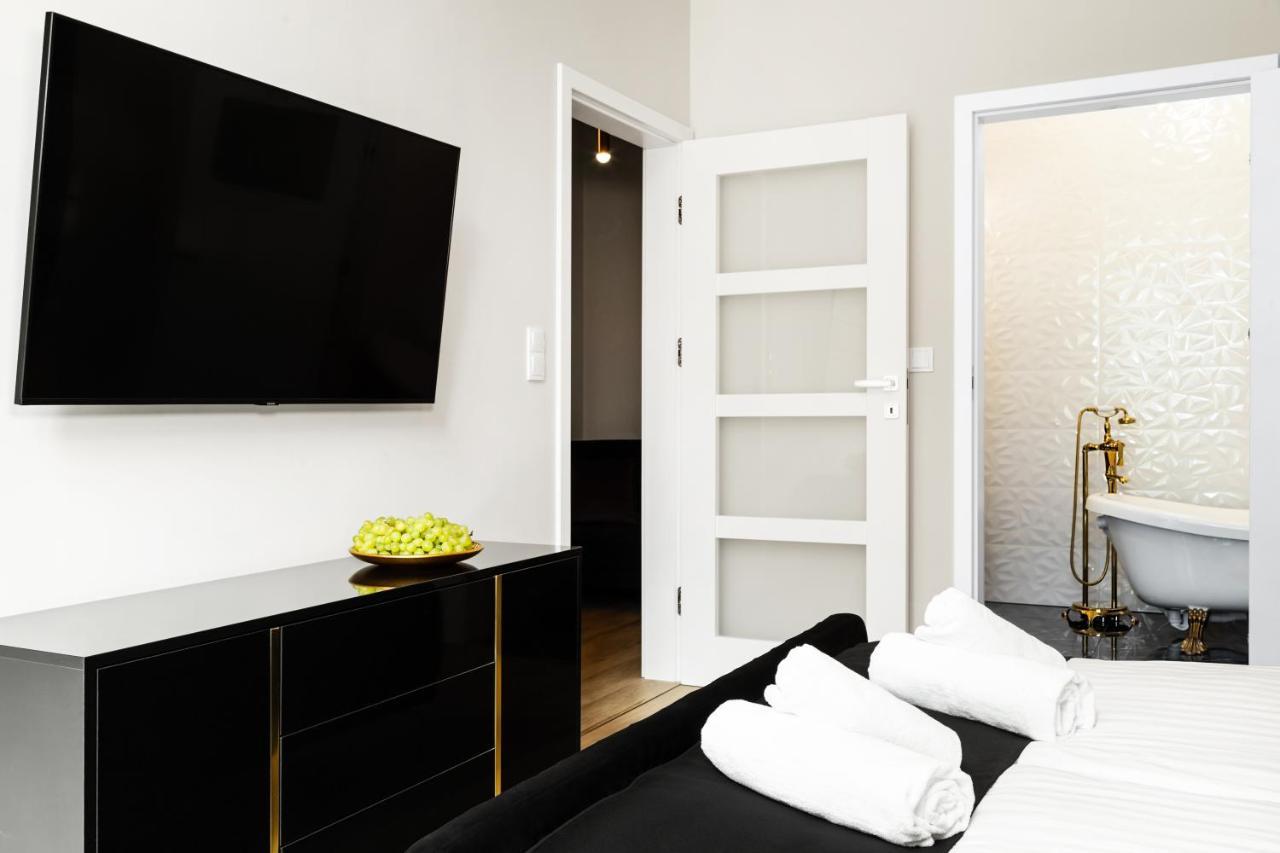 Prestige 12 Apartment Breslau